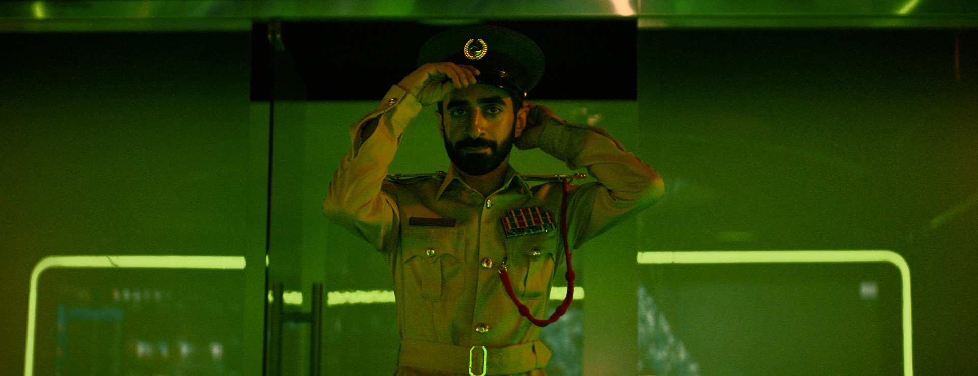DUBAI_POLICE_teaser_220113_supers_master_anamorph195