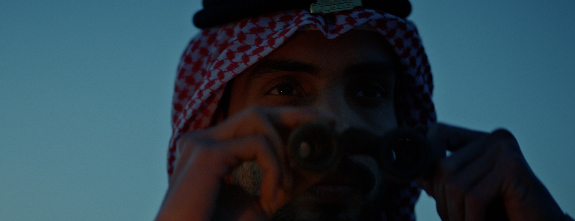 DUBAI_POLICE_teaser_220113_supers_master_anamorph575